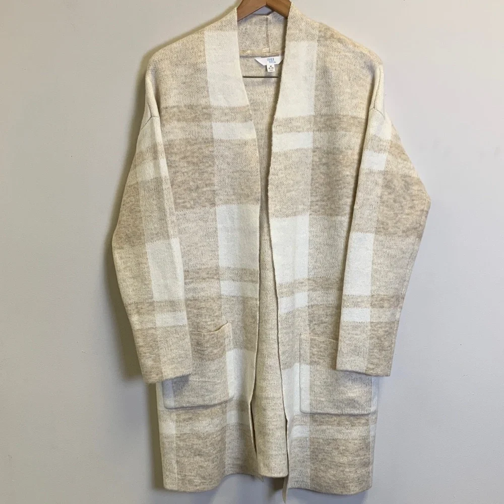 Time and Tru Tan and Cream Knit Sweater